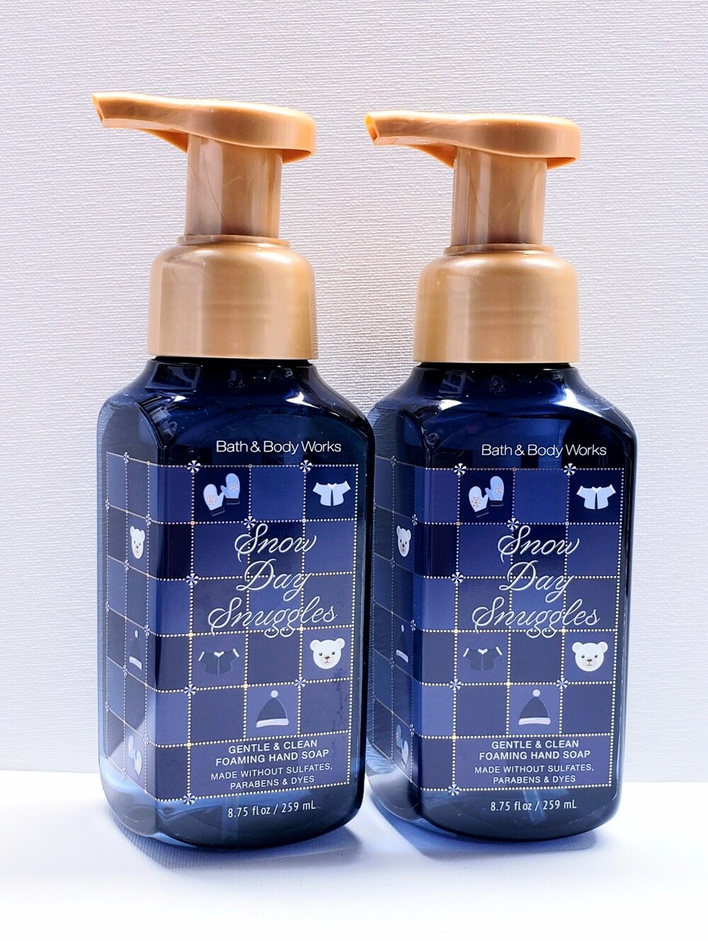 Bath & Body Works SNOW DAY STRUGGLES Gentle Foaming Hand Soap, 8.75 oz - 2 Pcs